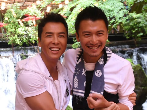 十二道锋味之谢霆锋秒变迷弟 与甄子丹比刀功