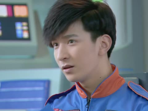 安联会宣传科科长,前会长之子宋二力秘密组建了巨神战击队超救分队